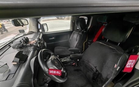 Toyota FJ Cruiser, 2007 год, 3 250 000 рублей, 11 фотография