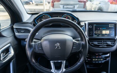 Peugeot 2008 II, 2019 год, 1 099 000 рублей, 12 фотография
