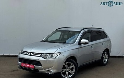 Mitsubishi Outlander III рестайлинг 3, 2014 год, 1 414 000 рублей, 1 фотография