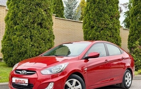 Hyundai Solaris II рестайлинг, 2013 год, 890 000 рублей, 1 фотография