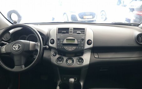 Toyota RAV4, 2006 год, 1 195 000 рублей, 19 фотография