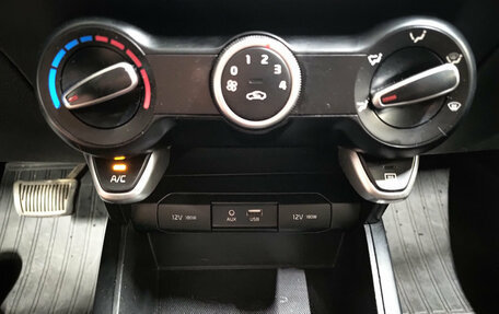 KIA Rio IV, 2019 год, 1 450 000 рублей, 23 фотография