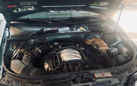 Audi A6, 1998 год, 500 000 рублей, 24 фотография