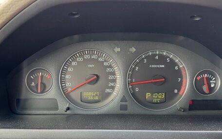 Volvo XC90 II рестайлинг, 2005 год, 1 020 000 рублей, 33 фотография