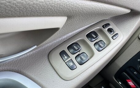 Volvo XC90 II рестайлинг, 2005 год, 1 020 000 рублей, 30 фотография