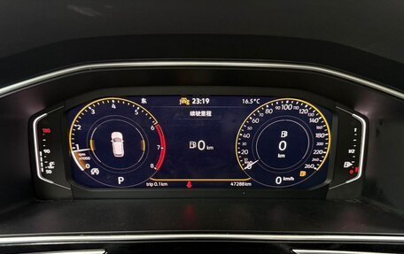 Volkswagen Tiguan II, 2022 год, 2 400 000 рублей, 9 фотография