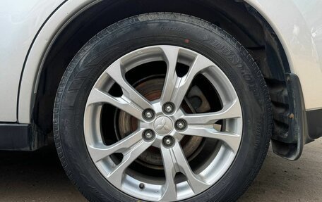 Mitsubishi Outlander III рестайлинг 3, 2014 год, 1 414 000 рублей, 14 фотография