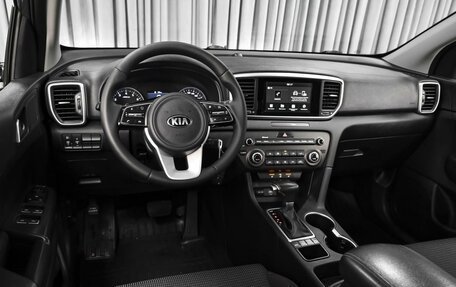 KIA Sportage IV рестайлинг, 2019 год, 2 339 000 рублей, 6 фотография