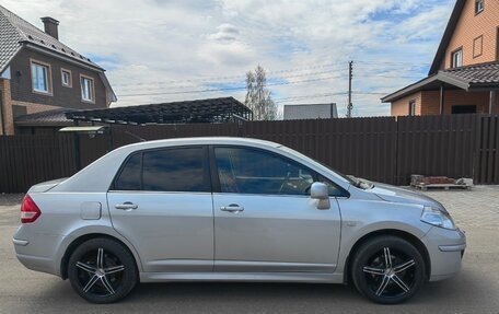 Nissan Tiida, 2010 год, 700 000 рублей, 4 фотография