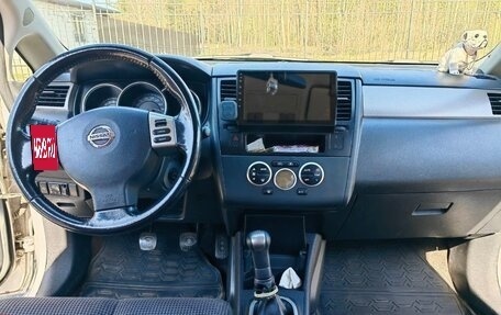 Nissan Tiida, 2010 год, 700 000 рублей, 9 фотография