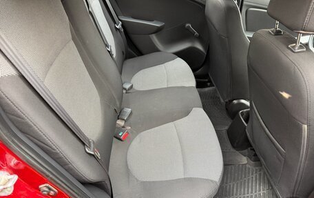 Hyundai Solaris II рестайлинг, 2013 год, 890 000 рублей, 23 фотография