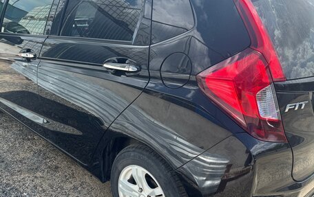 Honda Fit III, 2017 год, 1 250 000 рублей, 2 фотография