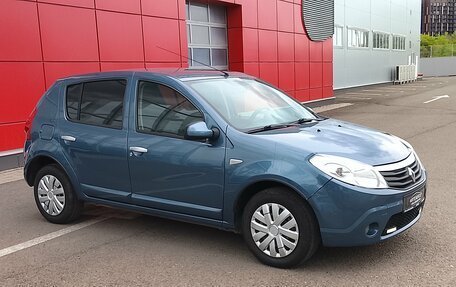 Renault Sandero I, 2013 год, 656 000 рублей, 3 фотография