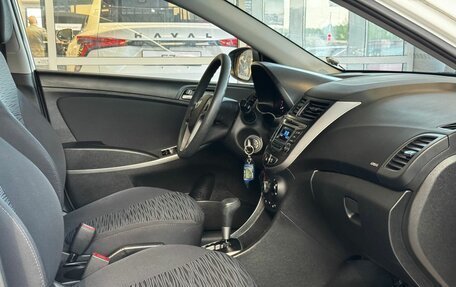 Hyundai Solaris II рестайлинг, 2016 год, 959 000 рублей, 12 фотография