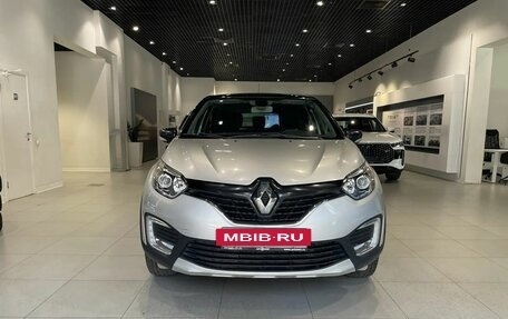 Renault Kaptur I рестайлинг, 2018 год, 1 788 000 рублей, 2 фотография