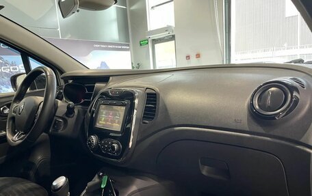 Renault Kaptur I рестайлинг, 2018 год, 1 788 000 рублей, 10 фотография