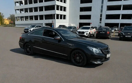 Mercedes-Benz E-Класс, 2015 год, 2 000 000 рублей, 10 фотография