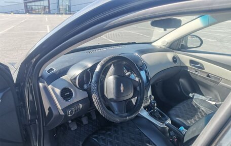 Chevrolet Cruze II, 2012 год, 700 000 рублей, 9 фотография
