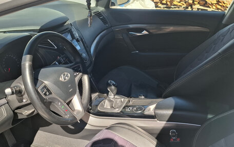 Hyundai i40 I рестайлинг, 2013 год, 1 100 000 рублей, 4 фотография