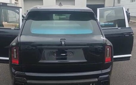 Rolls-Royce Cullinan, 2026 год, 65 000 000 рублей, 3 фотография