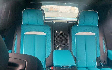 Rolls-Royce Cullinan, 2026 год, 65 000 000 рублей, 24 фотография