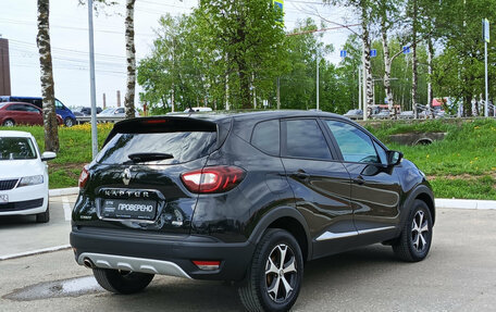 Renault Kaptur I рестайлинг, 2019 год, 1 820 000 рублей, 6 фотография