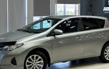 Toyota Auris II, 2013 год, 1 187 000 рублей, 2 фотография