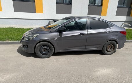 Hyundai Solaris II рестайлинг, 2016 год, 500 000 рублей, 4 фотография