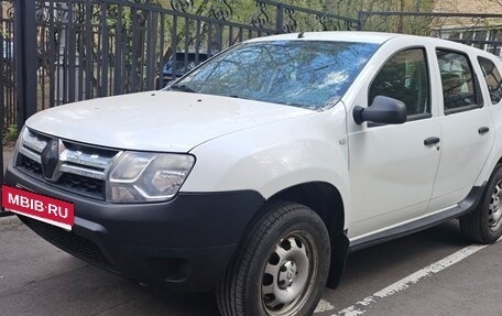 Renault Duster I рестайлинг, 2016 год, 900 000 рублей, 3 фотография