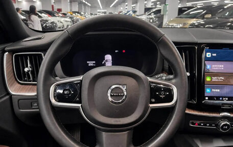 Volvo XC60 II, 2023 год, 4 100 888 рублей, 10 фотография