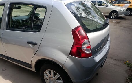 Renault Sandero I, 2013 год, 500 000 рублей, 3 фотография