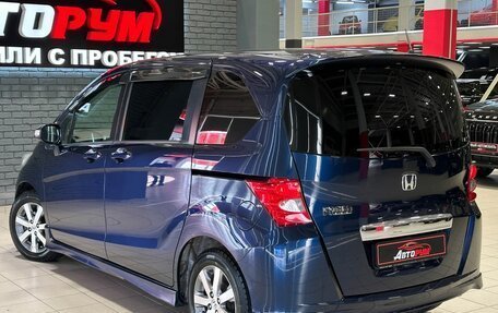 Honda Freed I, 2010 год, 998 000 рублей, 7 фотография