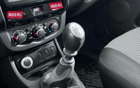 Renault Duster I рестайлинг, 2017 год, 1 350 000 рублей, 14 фотография
