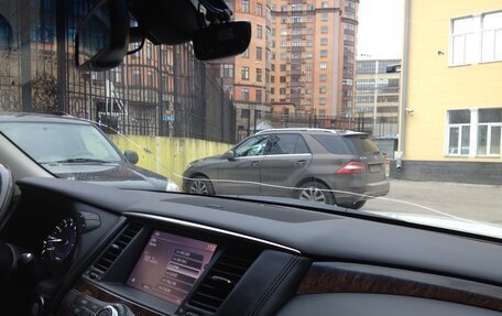 Infiniti QX80 I рестайлинг, 2013 год, 1 750 000 рублей, 12 фотография