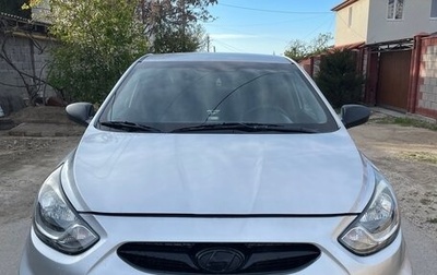 Hyundai Solaris II рестайлинг, 2012 год, 770 000 рублей, 1 фотография