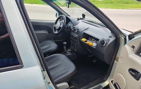 Renault Logan I, 2005 год, 190 000 рублей, 7 фотография