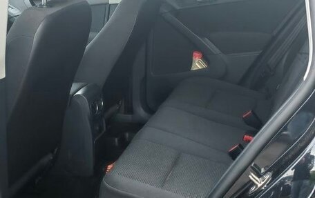 Volkswagen Tiguan I, 2011 год, 1 200 000 рублей, 13 фотография
