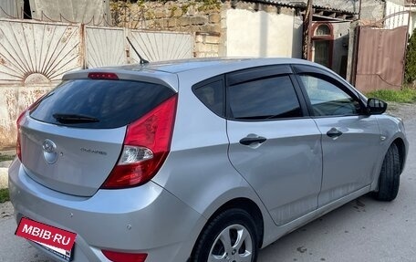 Hyundai Solaris II рестайлинг, 2012 год, 770 000 рублей, 5 фотография