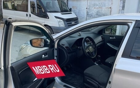 Hyundai Solaris II рестайлинг, 2012 год, 770 000 рублей, 11 фотография