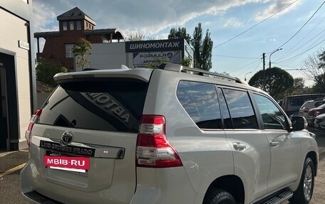 Toyota Land Cruiser Prado 150 рестайлинг 2, 2017 год, 5 350 000 рублей, 9 фотография