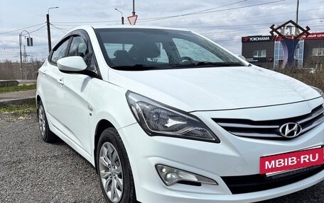 Hyundai Solaris II рестайлинг, 2015 год, 899 000 рублей, 3 фотография