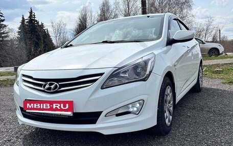 Hyundai Solaris II рестайлинг, 2015 год, 899 000 рублей, 4 фотография