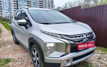 Mitsubishi Xpander, 2022 год, 1 984 000 рублей, 2 фотография