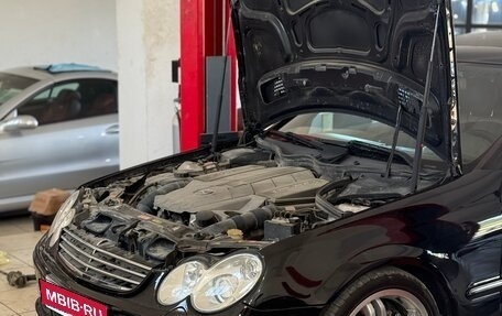 Mercedes-Benz C-Класс AMG, 2005 год, 1 650 000 рублей, 7 фотография