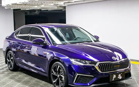 Skoda Octavia IV, 2022 год, 2 400 000 рублей, 3 фотография