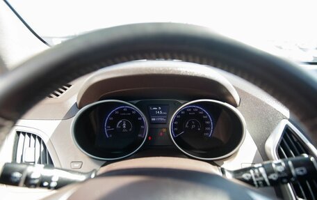 Hyundai ix35 I рестайлинг, 2010 год, 1 100 000 рублей, 12 фотография