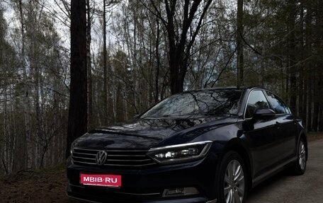 Volkswagen Passat B8 рестайлинг, 2015 год, 1 600 000 рублей, 1 фотография