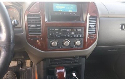 Mitsubishi Pajero III рестайлинг, 2004 год, 1 300 000 рублей, 1 фотография