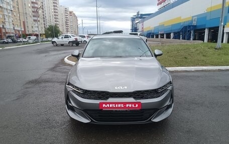 KIA K5, 2022 год, 2 800 000 рублей, 2 фотография
