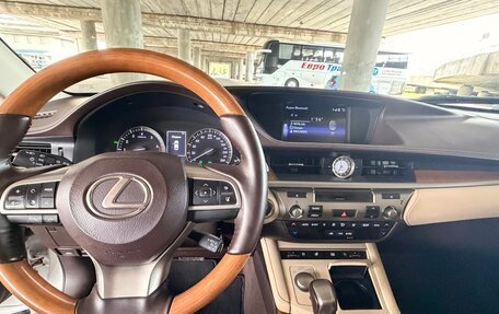 Lexus ES VII, 2017 год, 2 780 000 рублей, 11 фотография